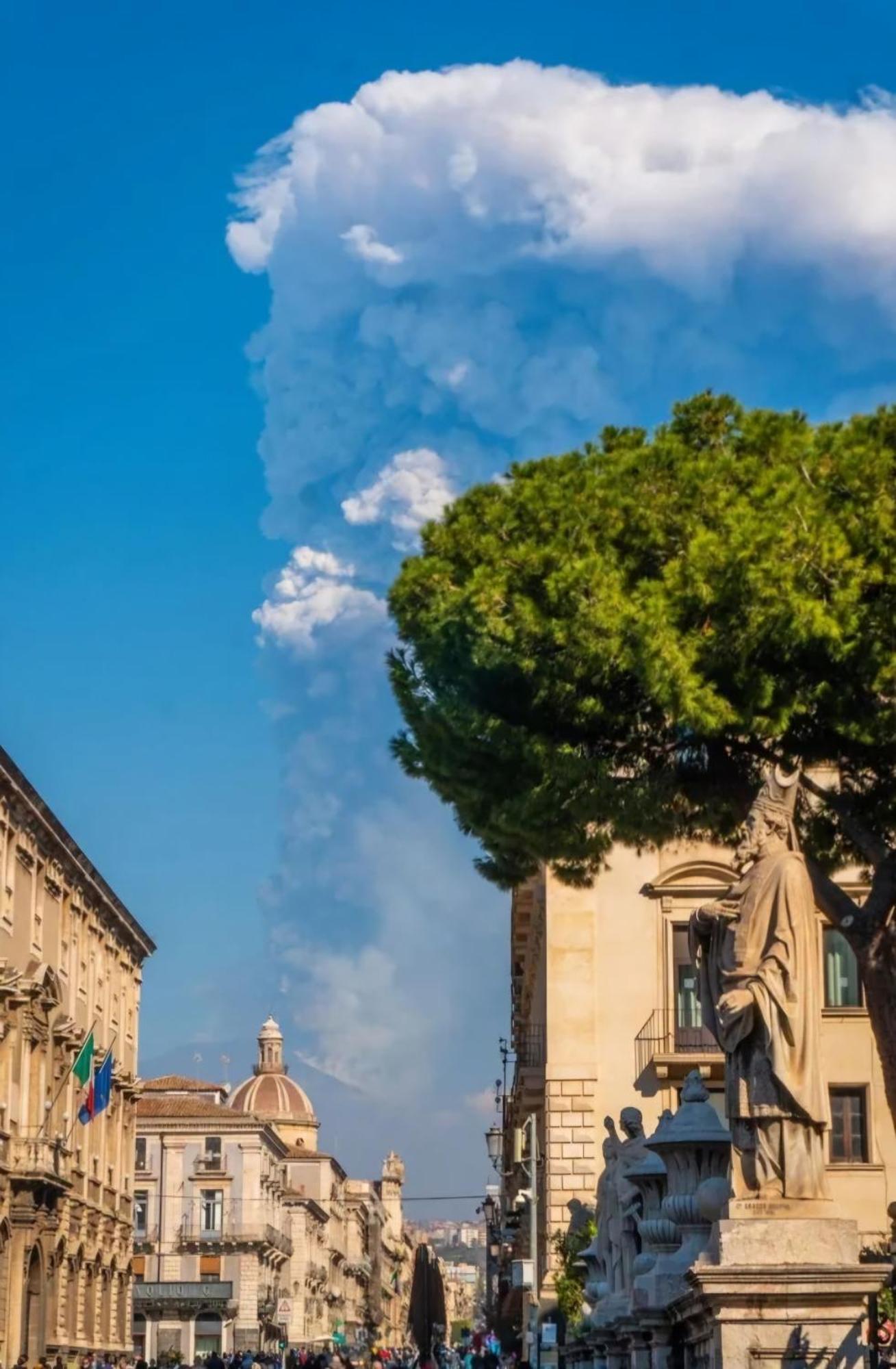 Casa Vacanze Al Teatro Aeroporto di Catania Fontana Rossa Esterno foto