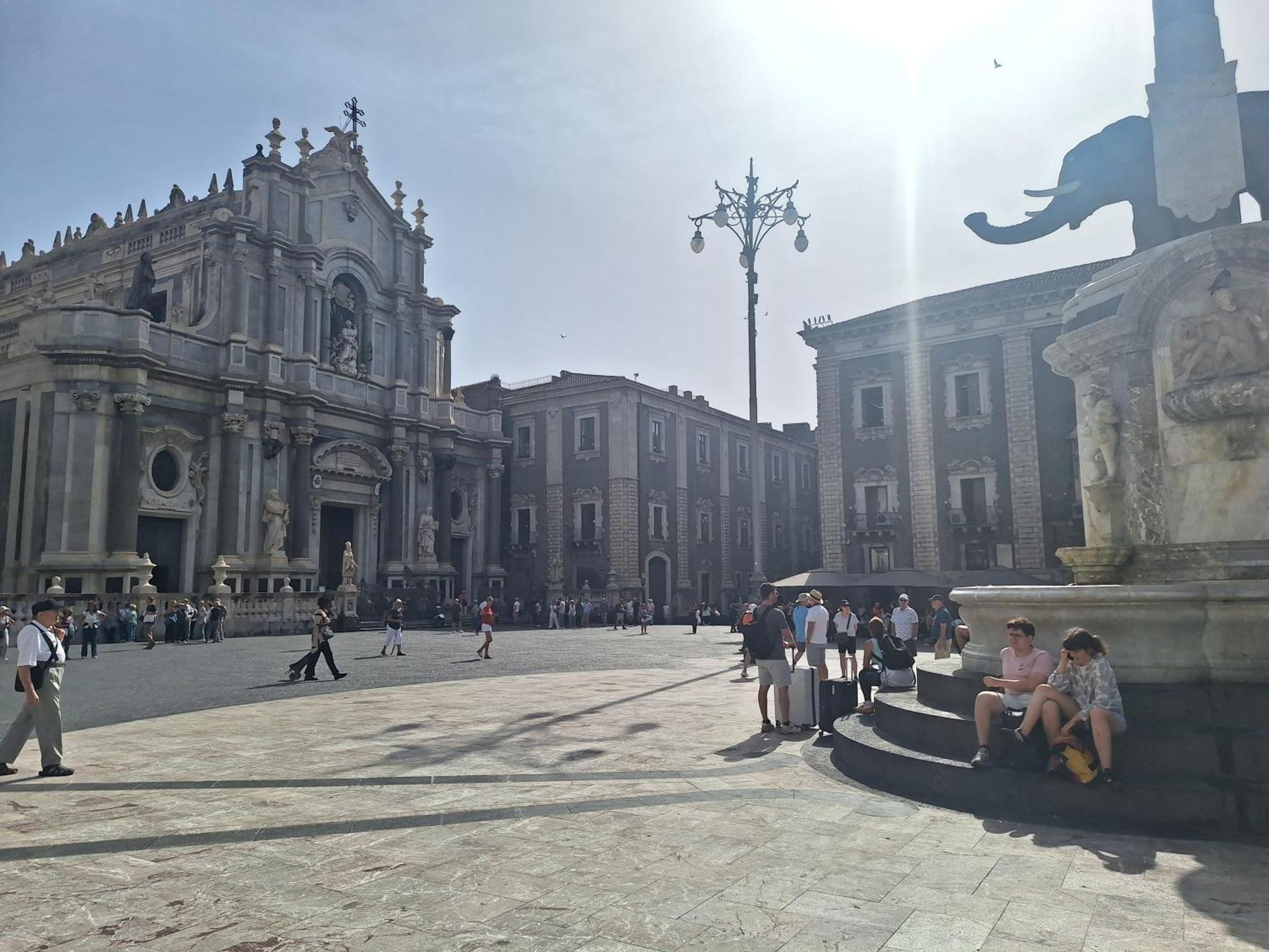 Casa Vacanze Al Teatro Aeroporto di Catania Fontana Rossa Esterno foto