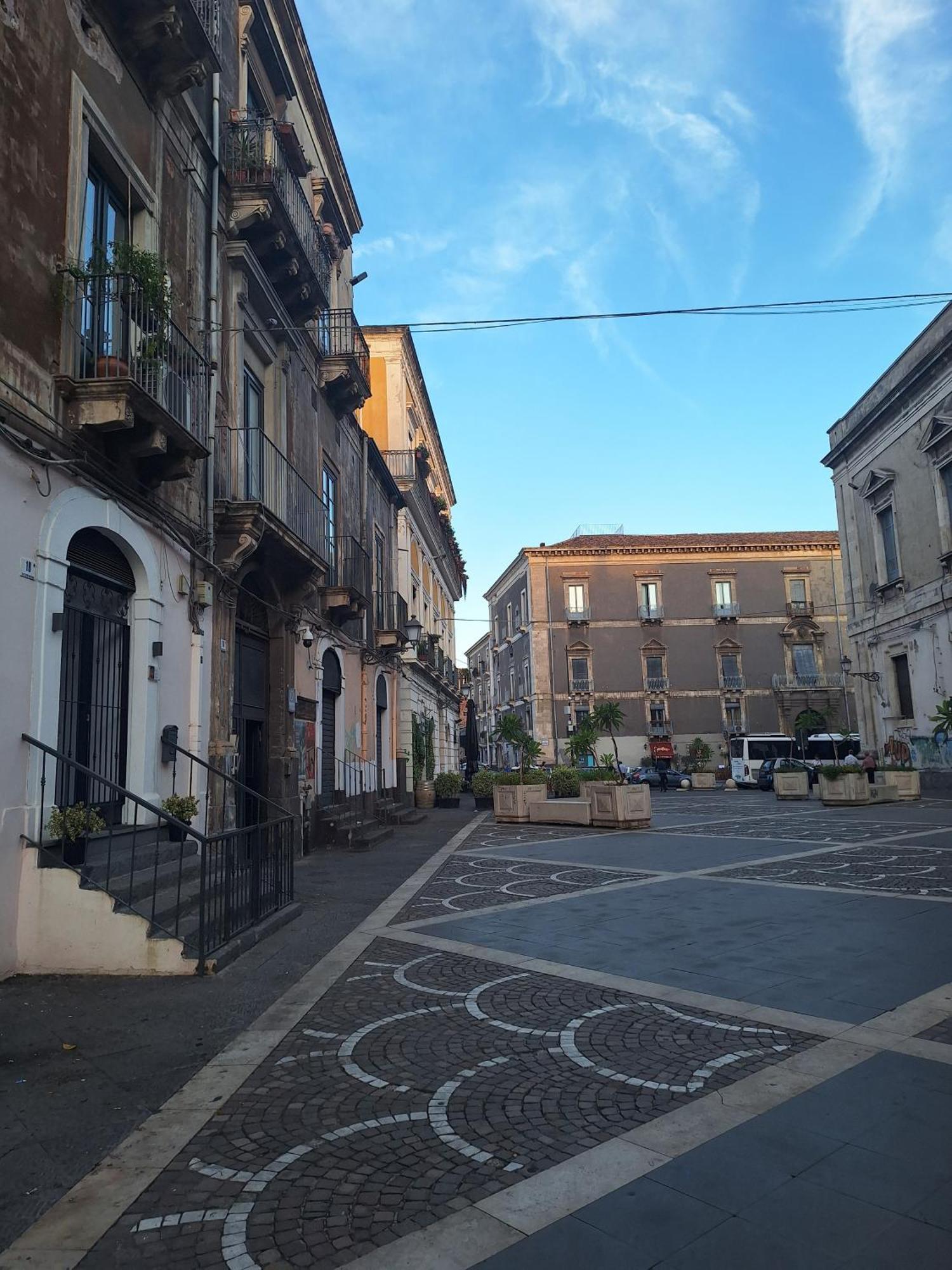 Casa Vacanze Al Teatro Aeroporto di Catania Fontana Rossa Esterno foto